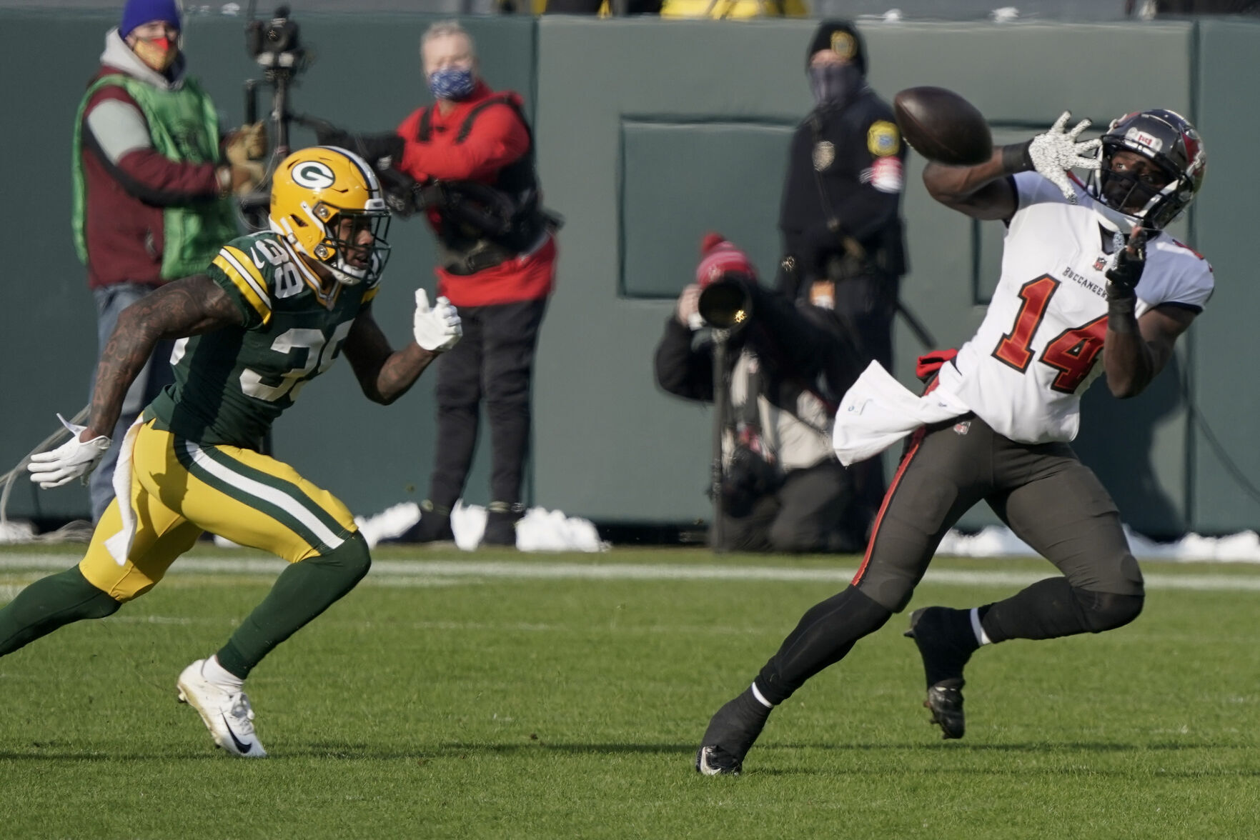 Buccaneers Packers Football